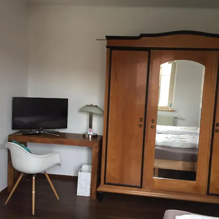 Gaestehaus Am Weiher Pansiyon Weil am Rhein