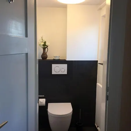 Pansiyon Gaestehaus Am Weiher Weil am Rhein