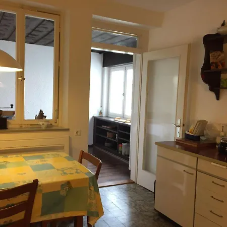 Pansiyon Gaestehaus Am Weiher Weil am Rhein